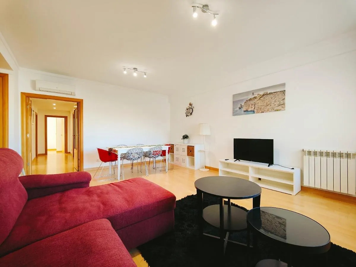 Apartment Sunny Home Lisboa Expo, Free Parking