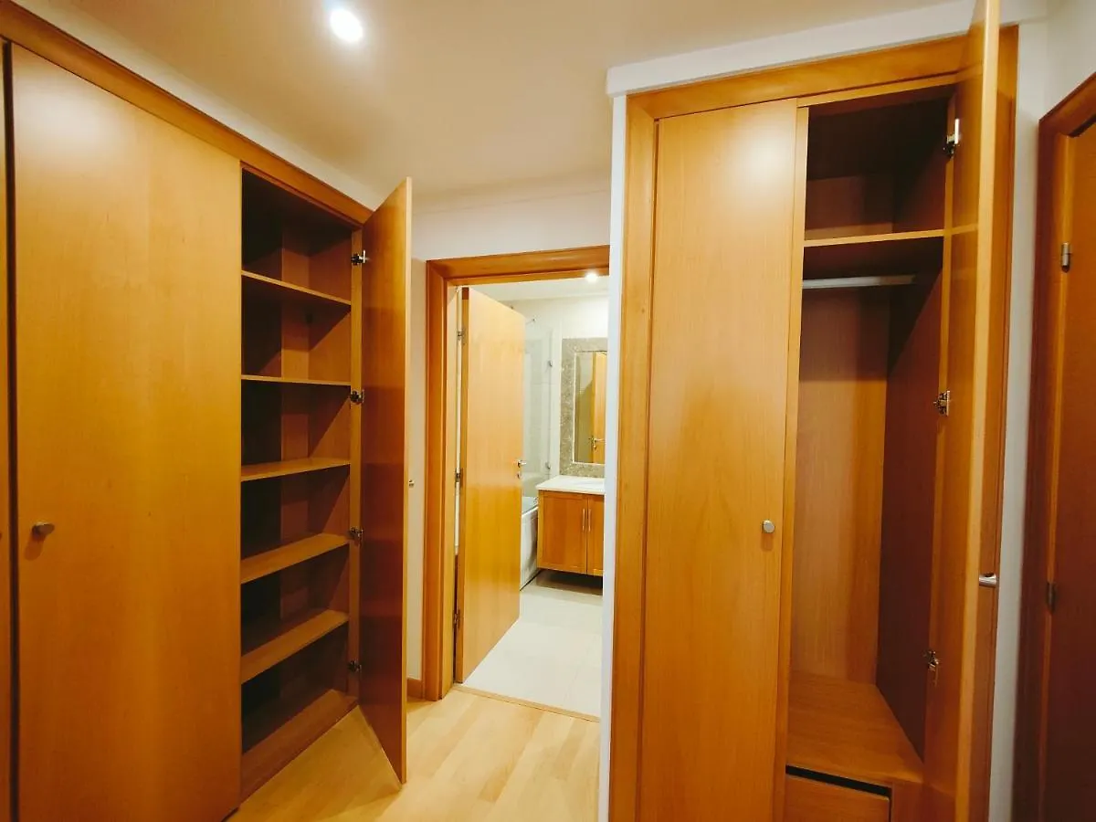 Apartment Sunny Home Lisboa Expo, Free Parking